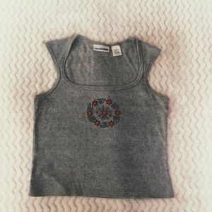 ❤️CROP TOP GREY WITH FLOWER 🌹 PRINT MONOGRAM ❤️